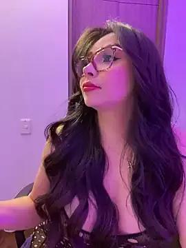 KateDeLatorre from StripChat is Freechat