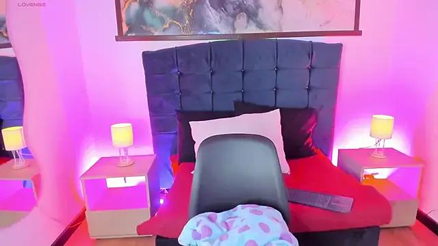 Teen sex cams free adult cams: check-out the satisfaction of conversing and c2c with our stunning models, who will teach you all about seduction and dreams with their smoking hot shapes.