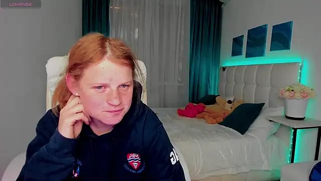 Kathlyn__Heath from StripChat is Freechat