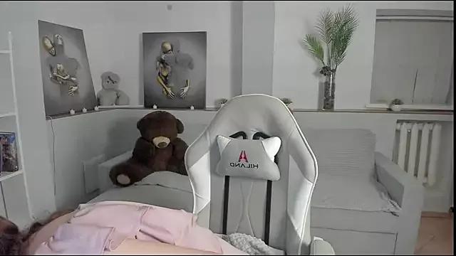 Teen sex cams free adult cams: check-out the satisfaction of conversing and c2c with our stunning models, who will teach you all about seduction and dreams with their smoking hot shapes.