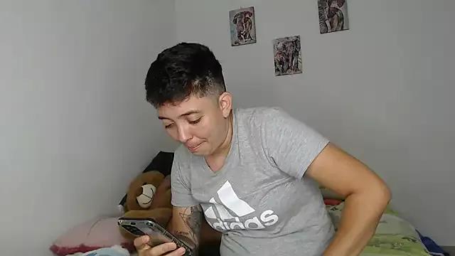 Teen sex cams free adult cams: check-out the satisfaction of conversing and c2c with our stunning models, who will teach you all about seduction and dreams with their smoking hot shapes.