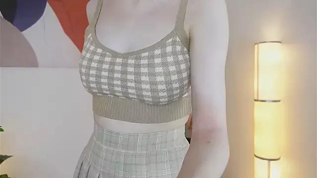 Katie_ktk from StripChat is Freechat