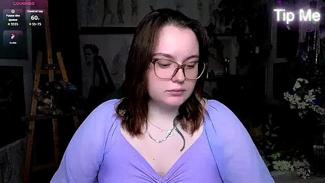KatrinClark from StripChat is Freechat