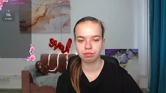 KatrinPearls from StripChat is Freechat