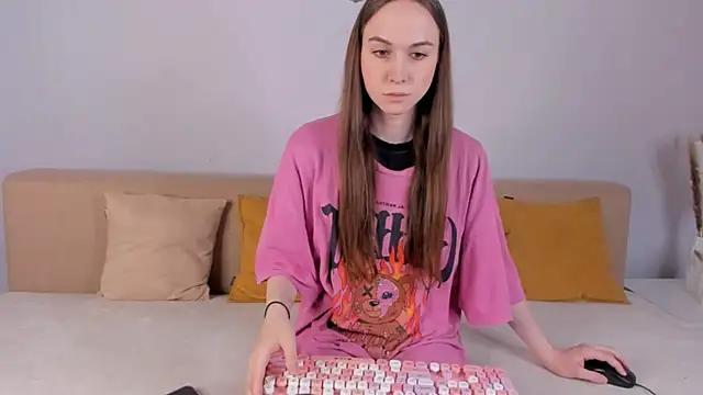 KatyHicks from StripChat is Freechat
