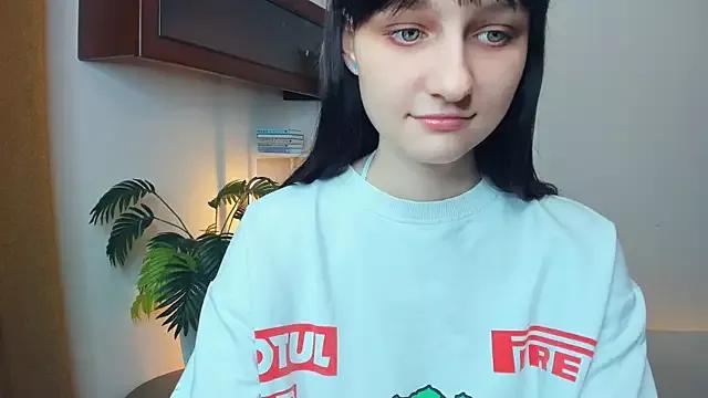 KatyKufel from StripChat is Freechat
