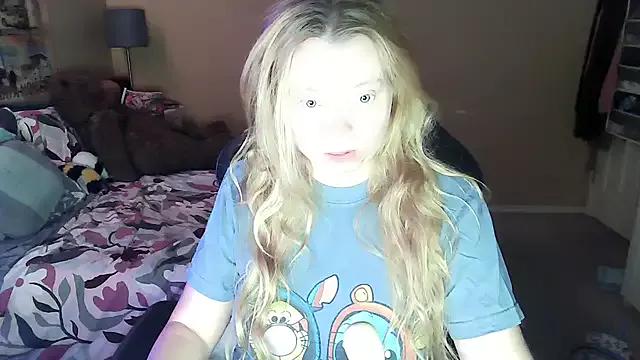 KawaiiBelle from StripChat is Freechat