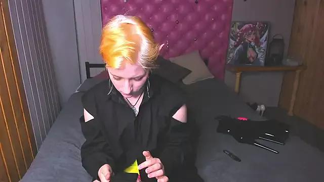KayleBloom from StripChat is Freechat