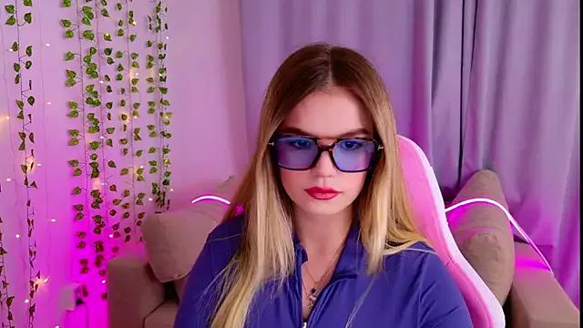 Teen sex cams free adult cams: check-out the satisfaction of conversing and c2c with our stunning models, who will teach you all about seduction and dreams with their smoking hot shapes.