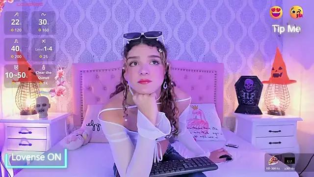 Teen sex cams free adult cams: check-out the satisfaction of conversing and c2c with our stunning models, who will teach you all about seduction and dreams with their smoking hot shapes.