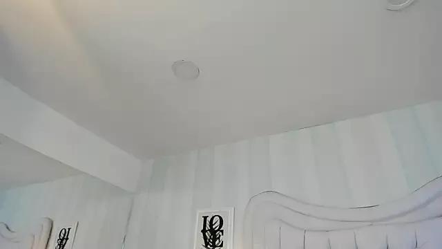 KendallStonne from StripChat is Freechat