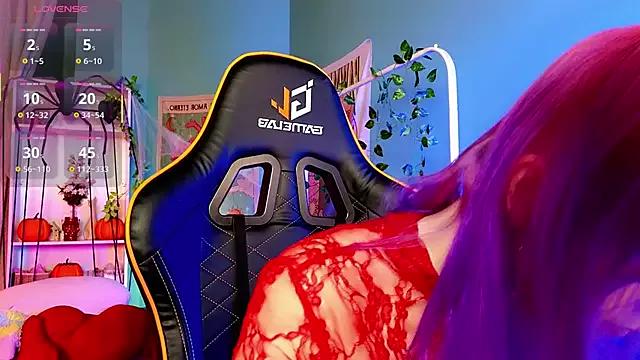 Kiara_Dream from StripChat is Freechat