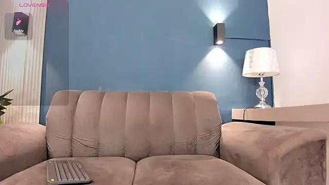KiaraAdvanii from StripChat is Freechat