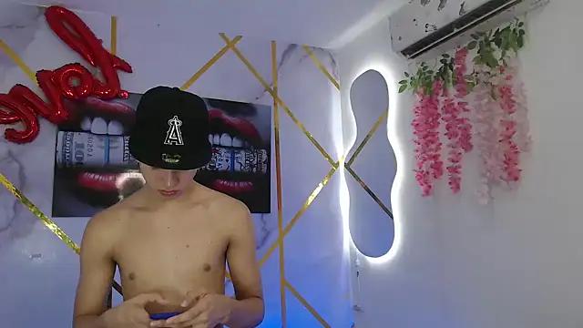 Teen sex cams free adult cams: check-out the satisfaction of conversing and c2c with our stunning models, who will teach you all about seduction and dreams with their smoking hot shapes.