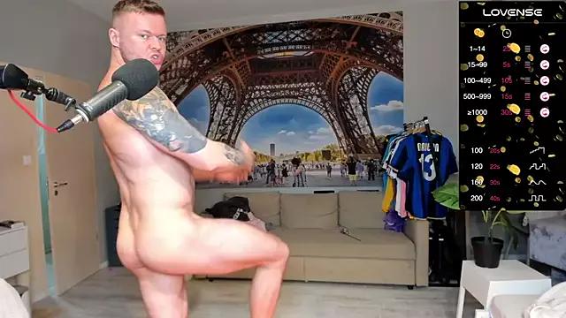 kingjamesuk from StripChat is Freechat
