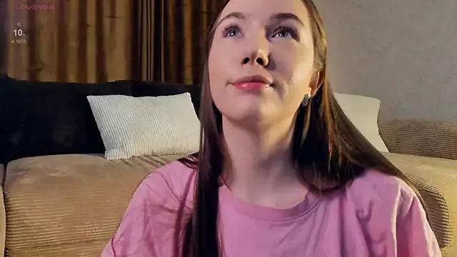 Kira_mindnes from StripChat is Freechat