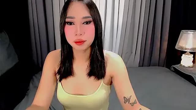 Kisha_fucks from StripChat is Freechat