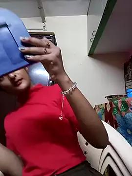 KittyBby14 from StripChat is Freechat
