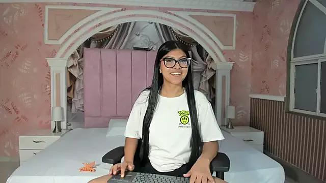 Teen sex cams free adult cams: check-out the satisfaction of conversing and c2c with our stunning models, who will teach you all about seduction and dreams with their smoking hot shapes.
