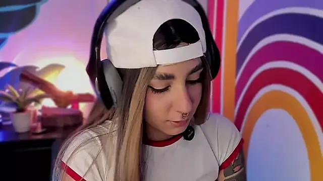 Teen sex cams free adult cams: check-out the satisfaction of conversing and c2c with our stunning models, who will teach you all about seduction and dreams with their smoking hot shapes.