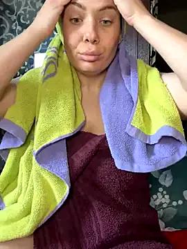 KrisKkiki from StripChat is Freechat