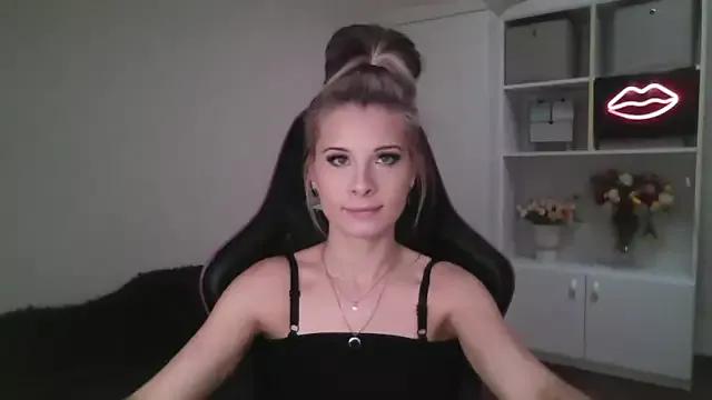 Teen sex cams free adult cams: check-out the satisfaction of conversing and c2c with our stunning models, who will teach you all about seduction and dreams with their smoking hot shapes.