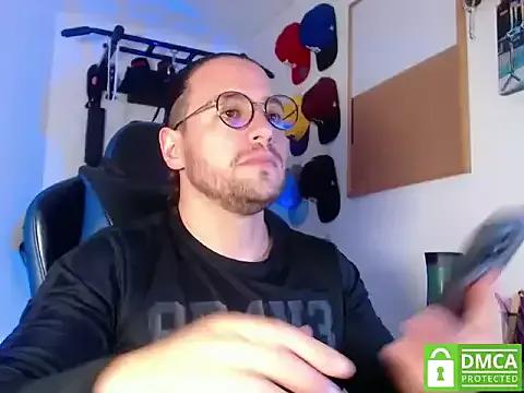 kurt_xx from StripChat is Freechat