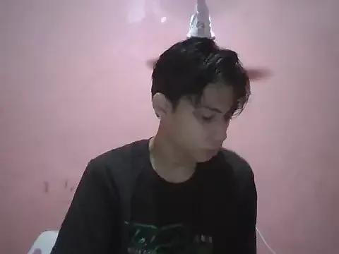 Photos of Kyoshi_19 from StripChat is Freechat
