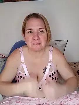 LaceyWestxx from StripChat is Freechat