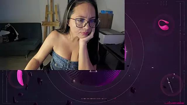 Teen sex cams free adult cams: check-out the satisfaction of conversing and c2c with our stunning models, who will teach you all about seduction and dreams with their smoking hot shapes.