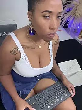 LadyEbonyX from StripChat is Freechat