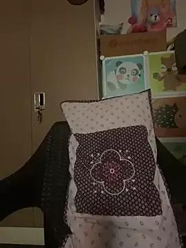 Ladyluck27 from StripChat is Freechat