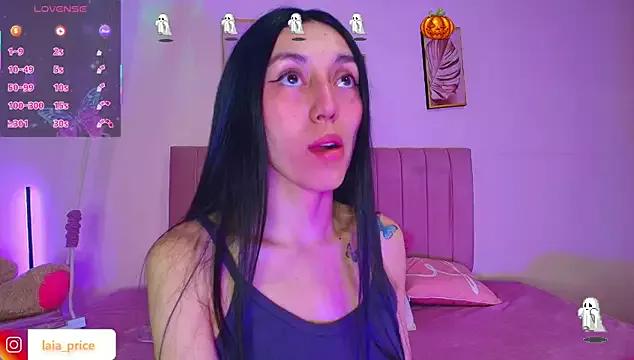 Laia_and_Damian from StripChat is Freechat