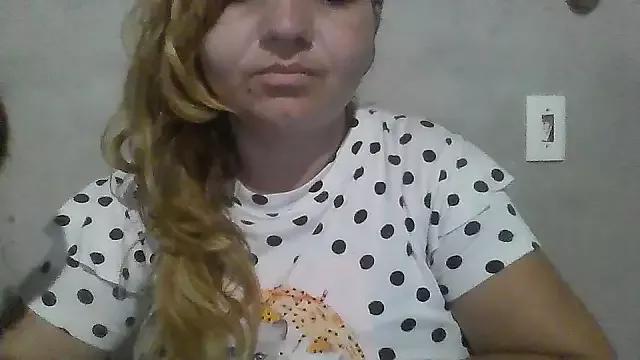 laiscibelle from StripChat is Freechat