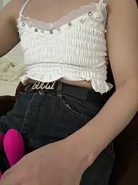lanlan_girl2k from StripChat is Freechat