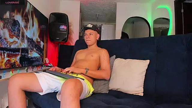 Teen sex cams free adult cams: check-out the satisfaction of conversing and c2c with our stunning models, who will teach you all about seduction and dreams with their smoking hot shapes.