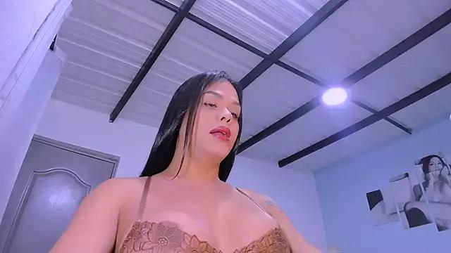 LatinVenuz from StripChat is Freechat