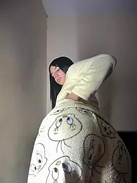 Laura-Khalifa from StripChat is Freechat