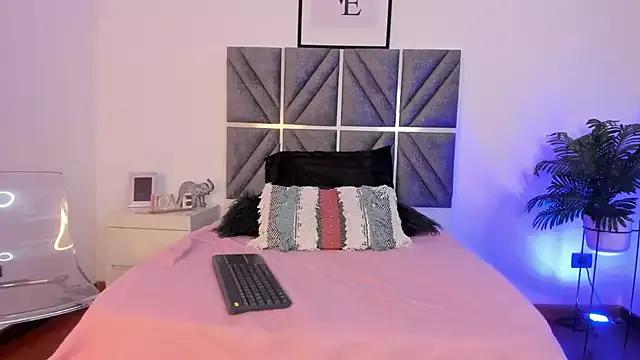 Teen sex cams free adult cams: check-out the satisfaction of conversing and c2c with our stunning models, who will teach you all about seduction and dreams with their smoking hot shapes.