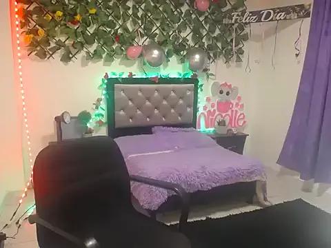 laura_evans1998 from StripChat is Freechat
