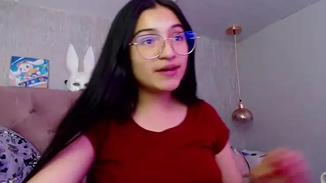 laurenelove from StripChat is Freechat