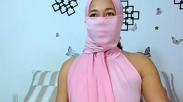 Layla-Malak from StripChat is Freechat