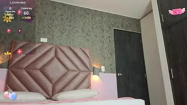 Teen sex cams free adult cams: check-out the satisfaction of conversing and c2c with our stunning models, who will teach you all about seduction and dreams with their smoking hot shapes.