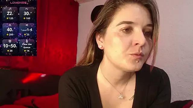 leyla_james_ from StripChat is Freechat