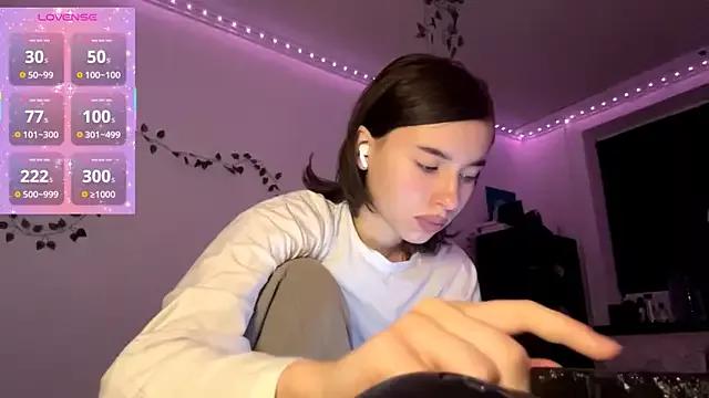 Teen sex cams free adult cams: check-out the satisfaction of conversing and c2c with our stunning models, who will teach you all about seduction and dreams with their smoking hot shapes.