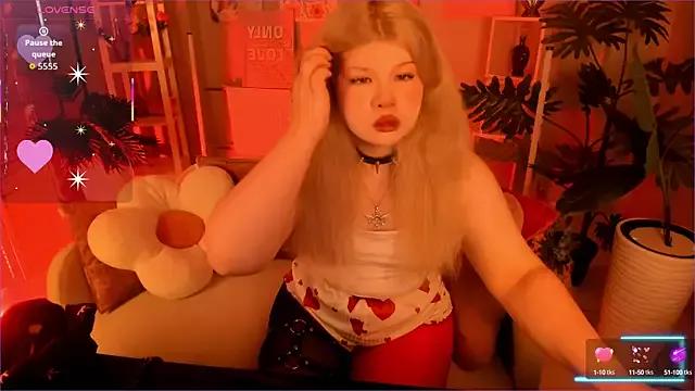 LilithNelson from StripChat is Freechat