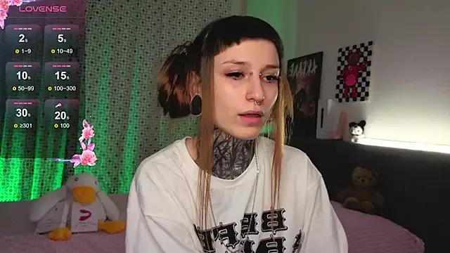 LilithPoison from StripChat is Freechat