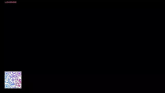 lilliaqueen from StripChat is Freechat