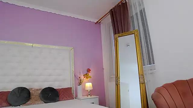 Lillith_Moore from StripChat is Freechat