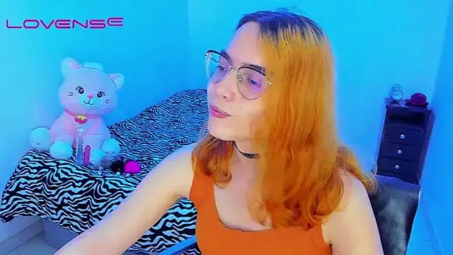 lillykittyy from StripChat is Freechat